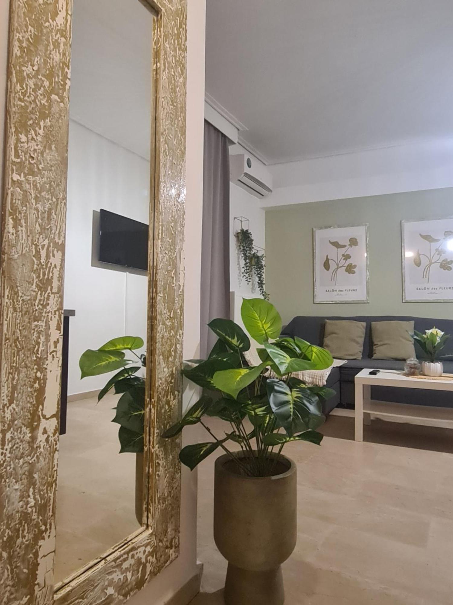 Apartment In The Heart Of The City 3A Larissa Esterno foto